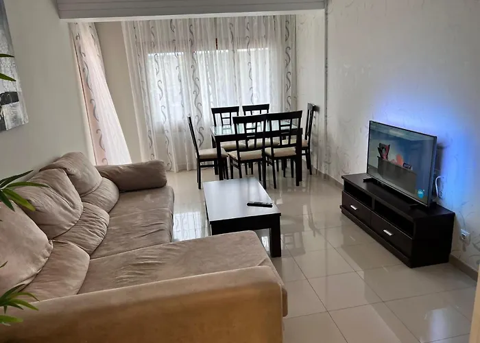 Piso Turistico En アパート *